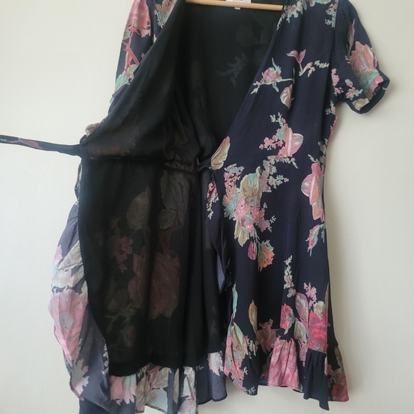Revolve Privacy Please Floral V-neck Wrap Dress Size Small - Picture 10 of 13